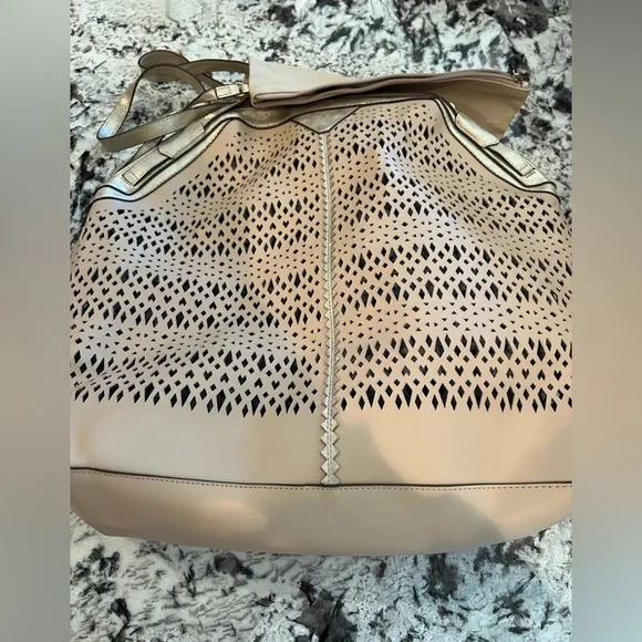 Stella & Dot Avalon tote - Picture 1 of 6